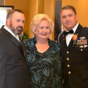 Meet your Posher, Polly